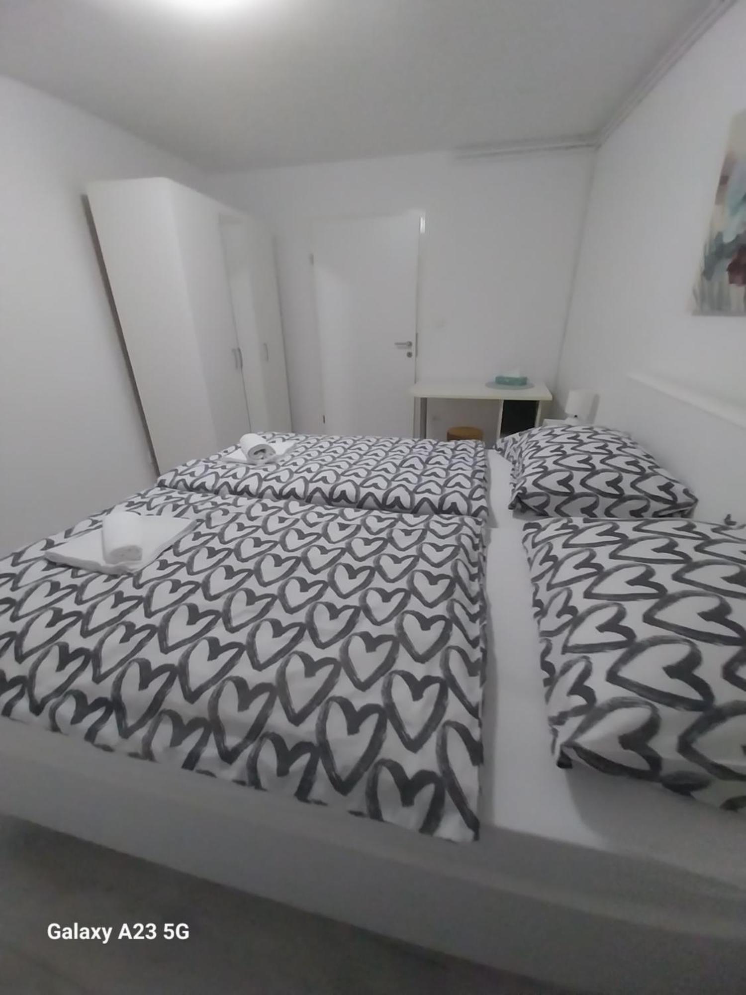 אוסילק Apartman Bloom מראה חיצוני תמונה